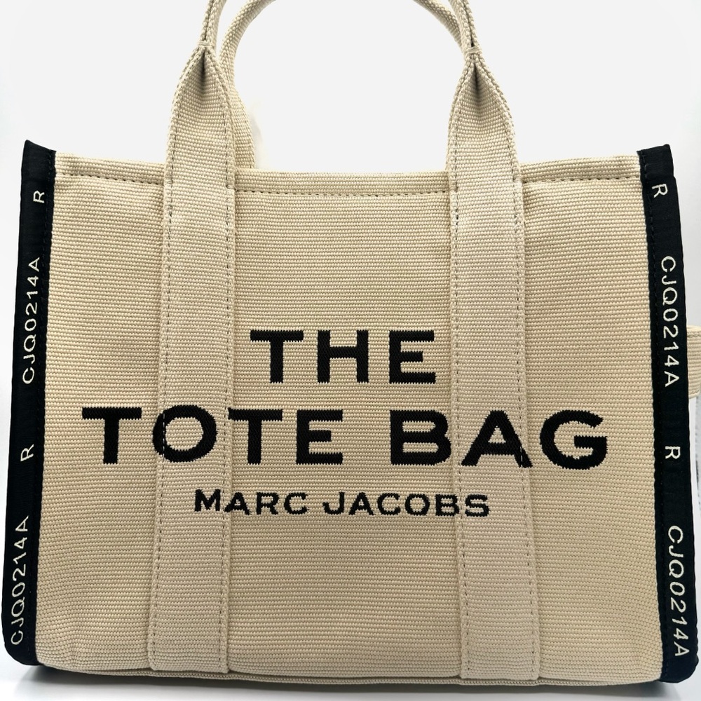 NEW Marc Jacobs Warm Sand Beige Jacquard Crossbody Medium Top Handle Tote Bag - Picture 2 of 11